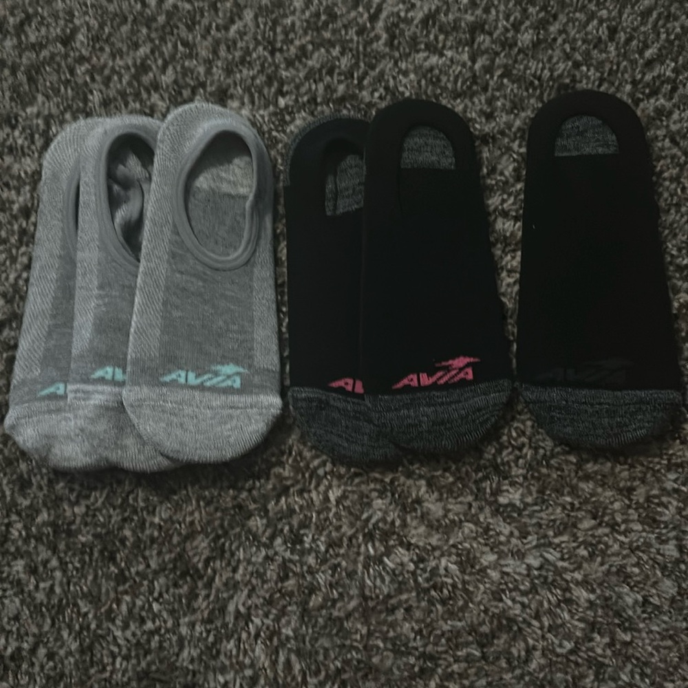 NEW!! Never used. AVIA Women's Low Cut Socks, Shoe Sizes 5-10 6 Pairs